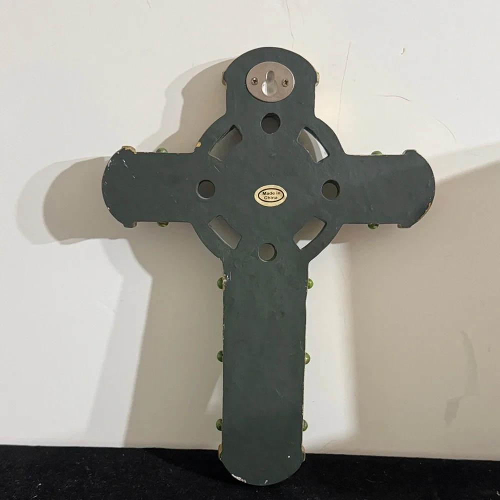 Celtic Cross Wall Decor in Green and Gold - Picture 4 of 7